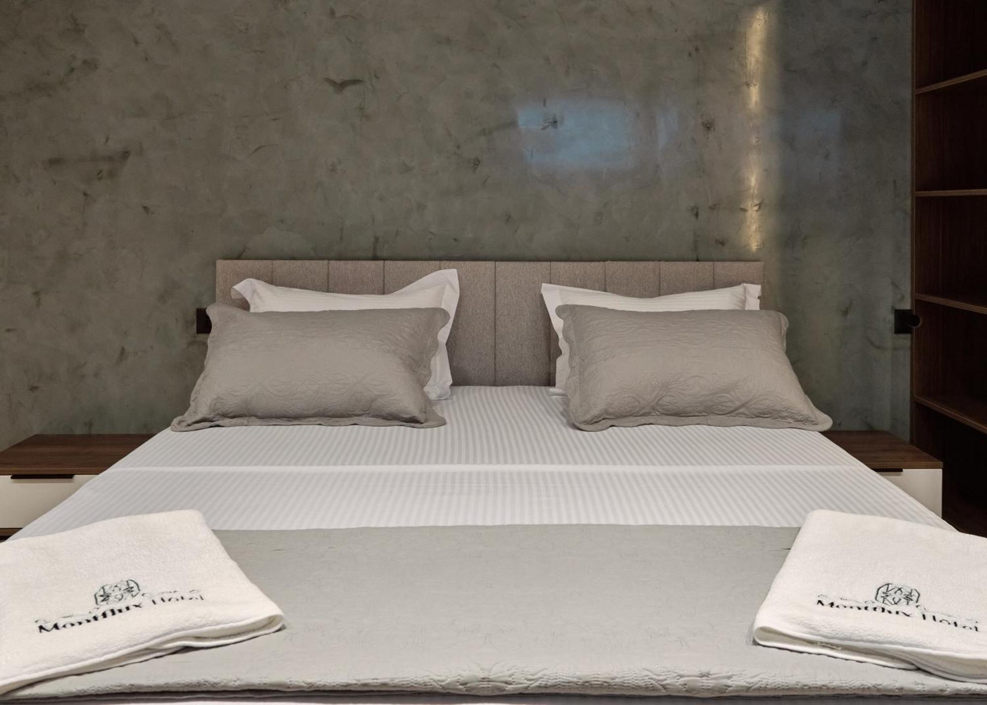 Montflux Hotel Boks Ngoại thất bức ảnh